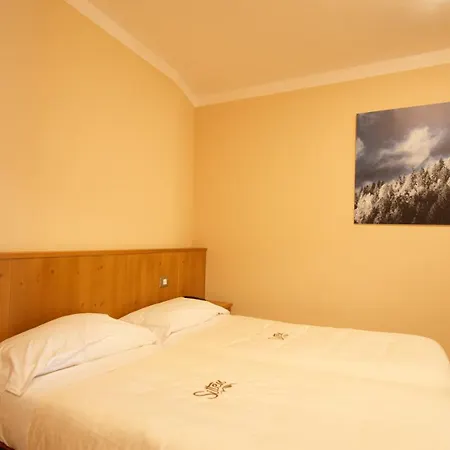 Ristoro Sitten - 2300 Mt Hotel