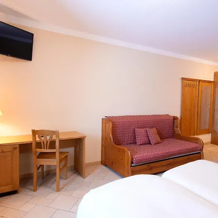 Hotel Ristoro Sitten - 2300 Mt Gressoney-La-Trinite