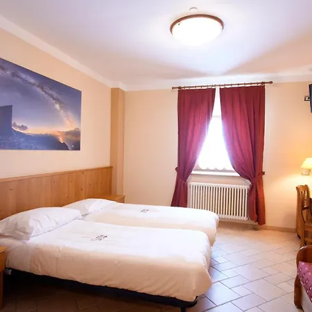 Hotel Ristoro Sitten - 2300 Mt