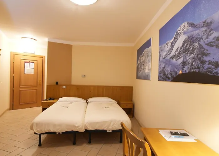 Ristoro Sitten - 2300 Mt Hotel 2*