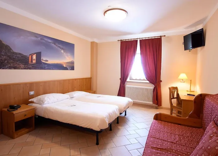 Ristoro Sitten - 2300 Mt Hotel 2*