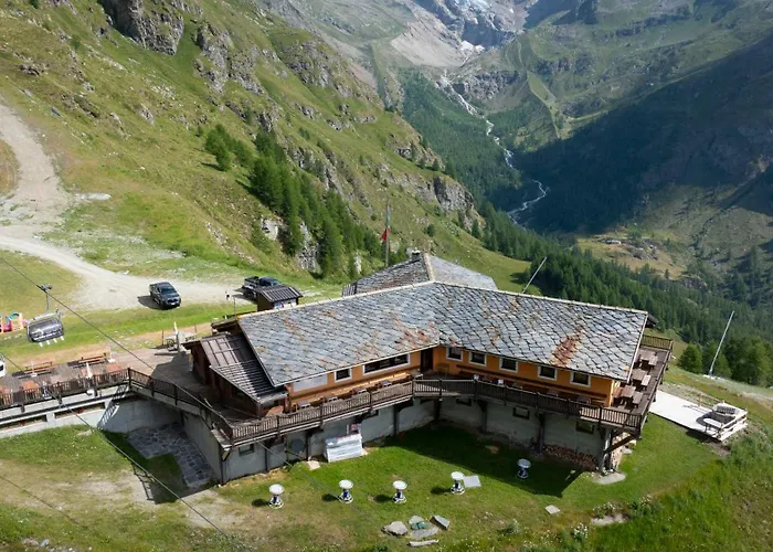 Ristoro Sitten - 2300 Mt Hotel 2*